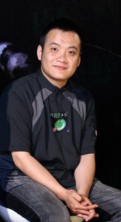 【宁浩】的肖像照